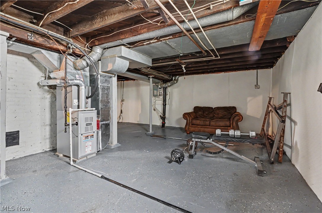 326 S Firestone Boulevard Property Photo 23