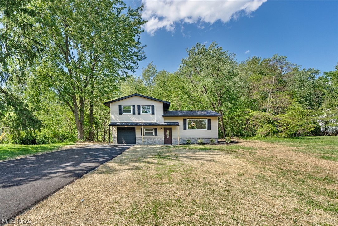 6967 Tamarack Drive Property Photo 1