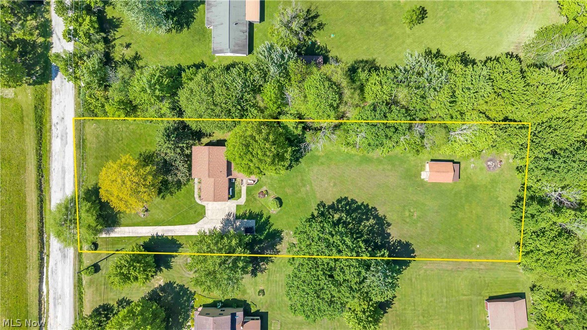 6635 Taylor Road Property Photo 3