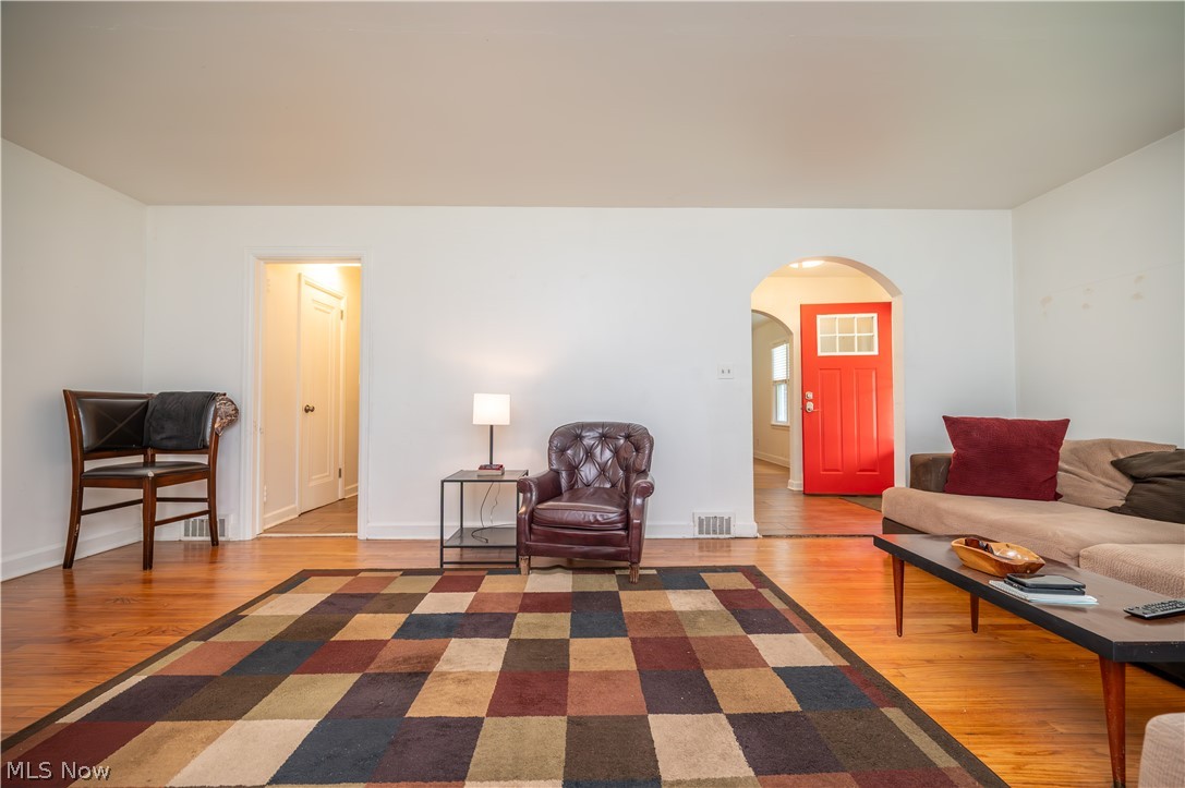 1842 Coronado Avenue Property Photo 8