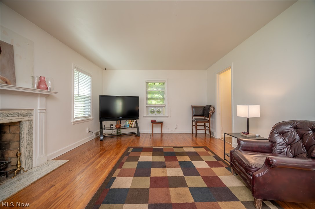1842 Coronado Avenue Property Photo 11