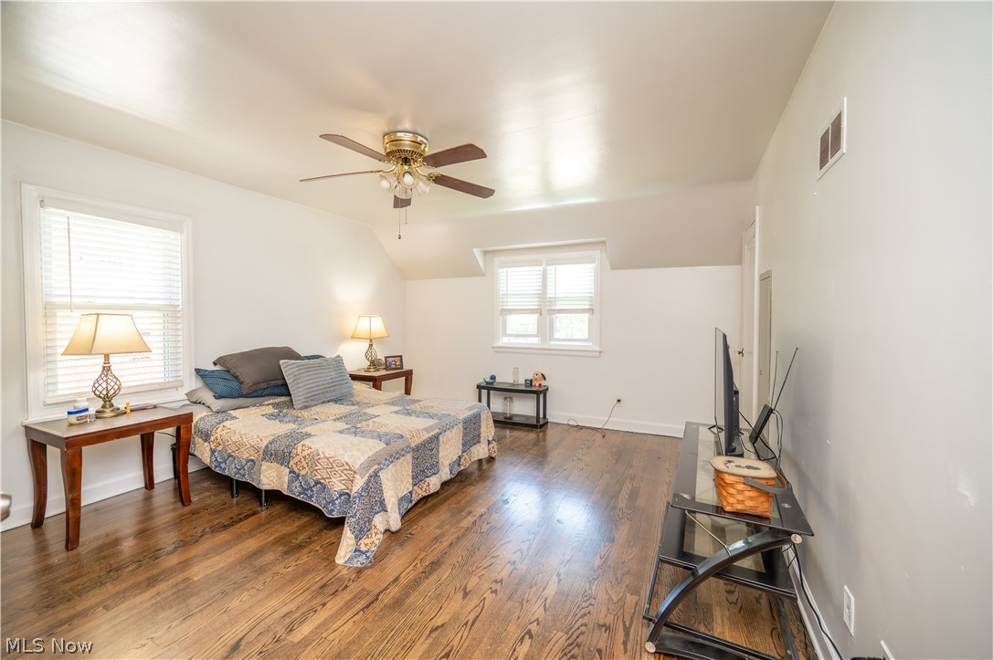 1842 Coronado Avenue Property Photo 21
