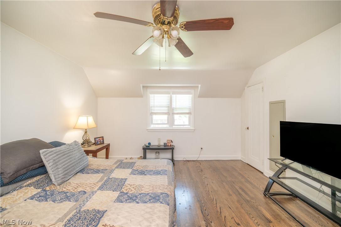 1842 Coronado Avenue Property Photo 22