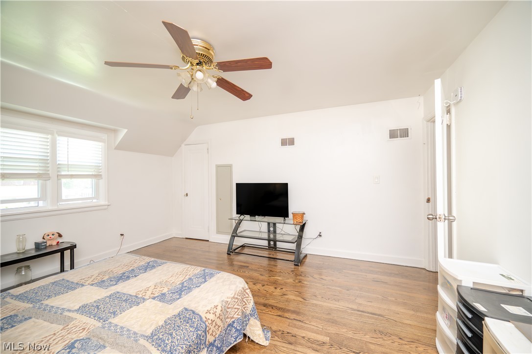 1842 Coronado Avenue Property Photo 23