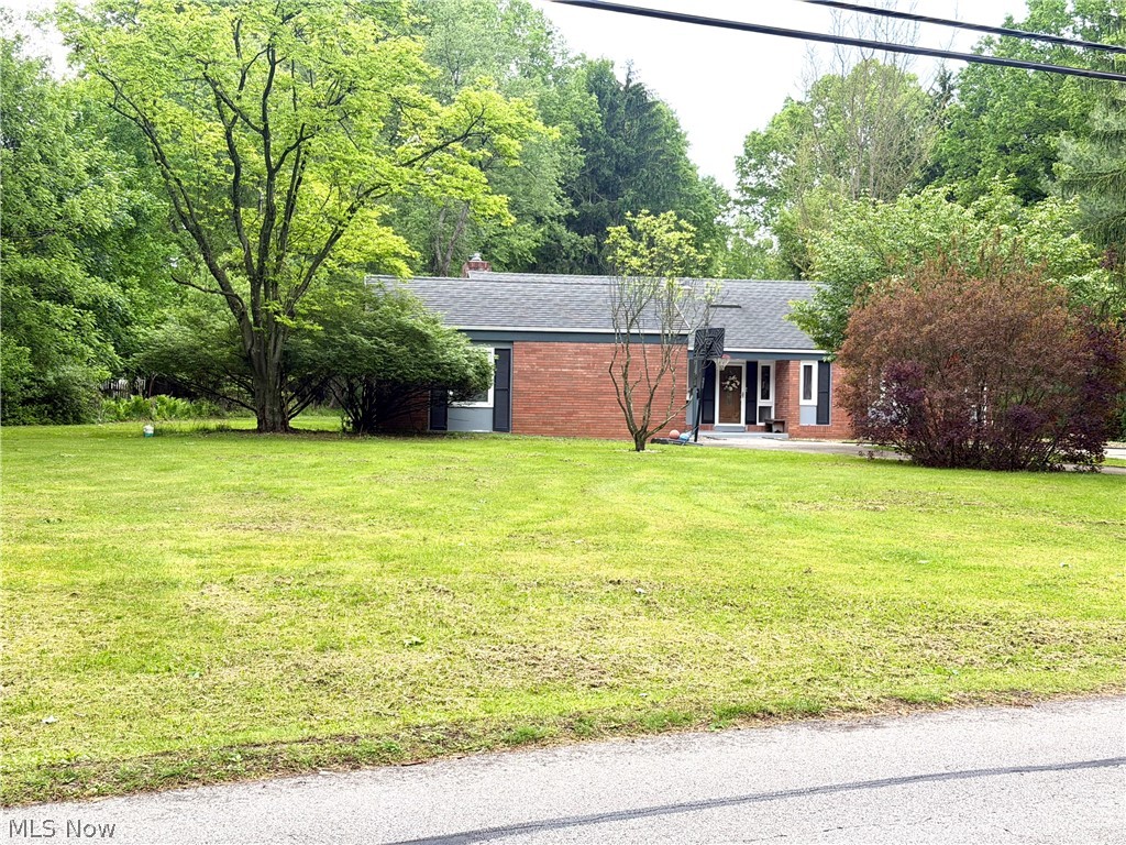 568 Northlawn Drive Property Photo 4