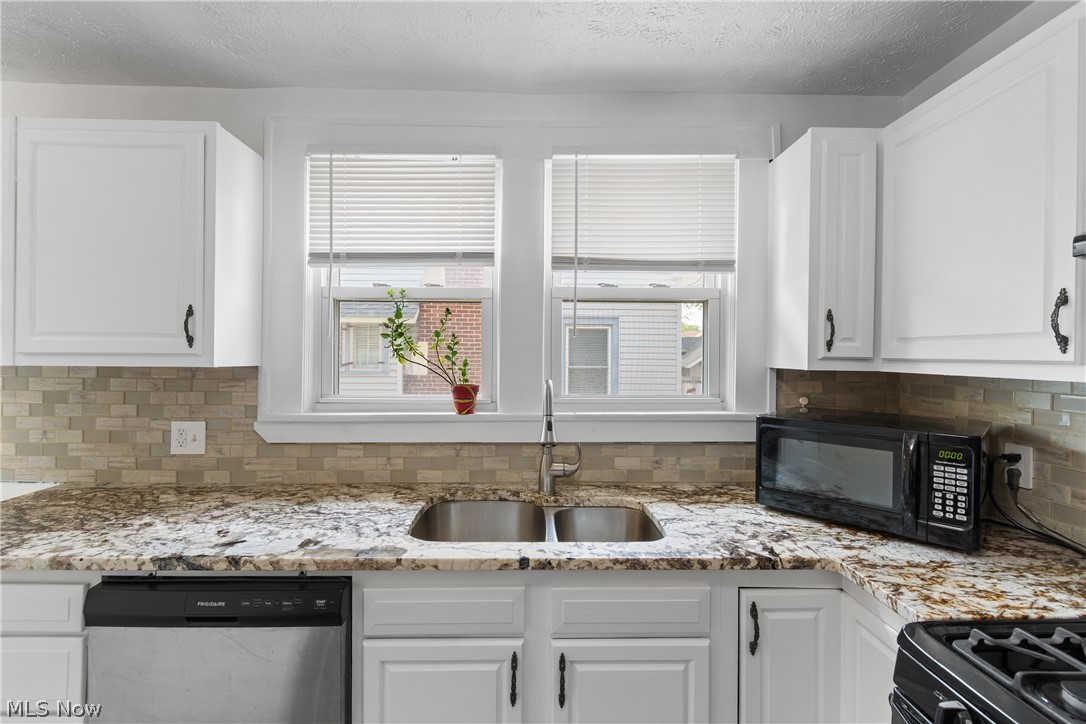 1359 Delia Avenue Property Photo 10