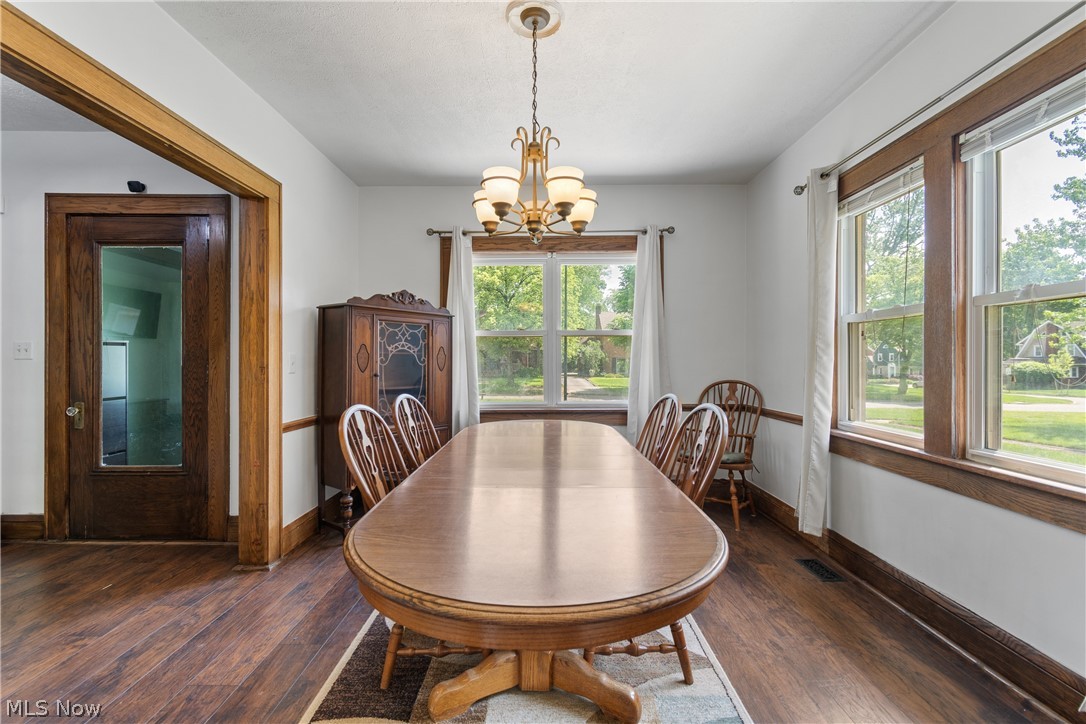 1359 Delia Avenue Property Photo 15