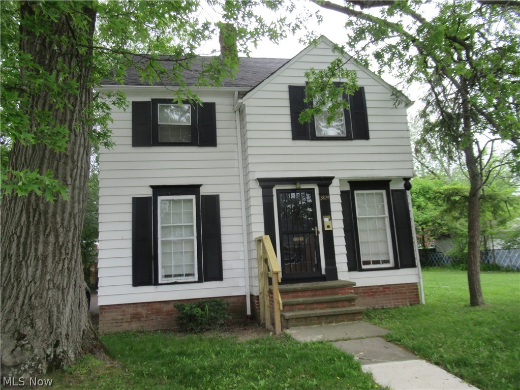 3824 E Antisdale Road Property Photo 1