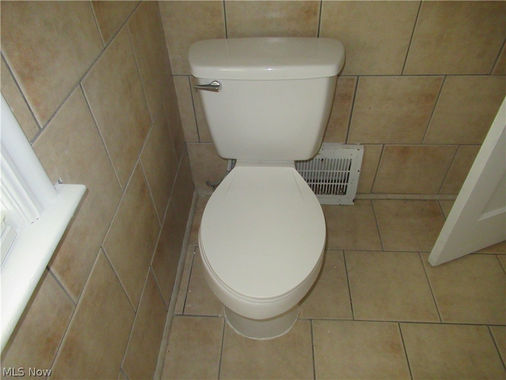 3824 E Antisdale Road Property Photo 16