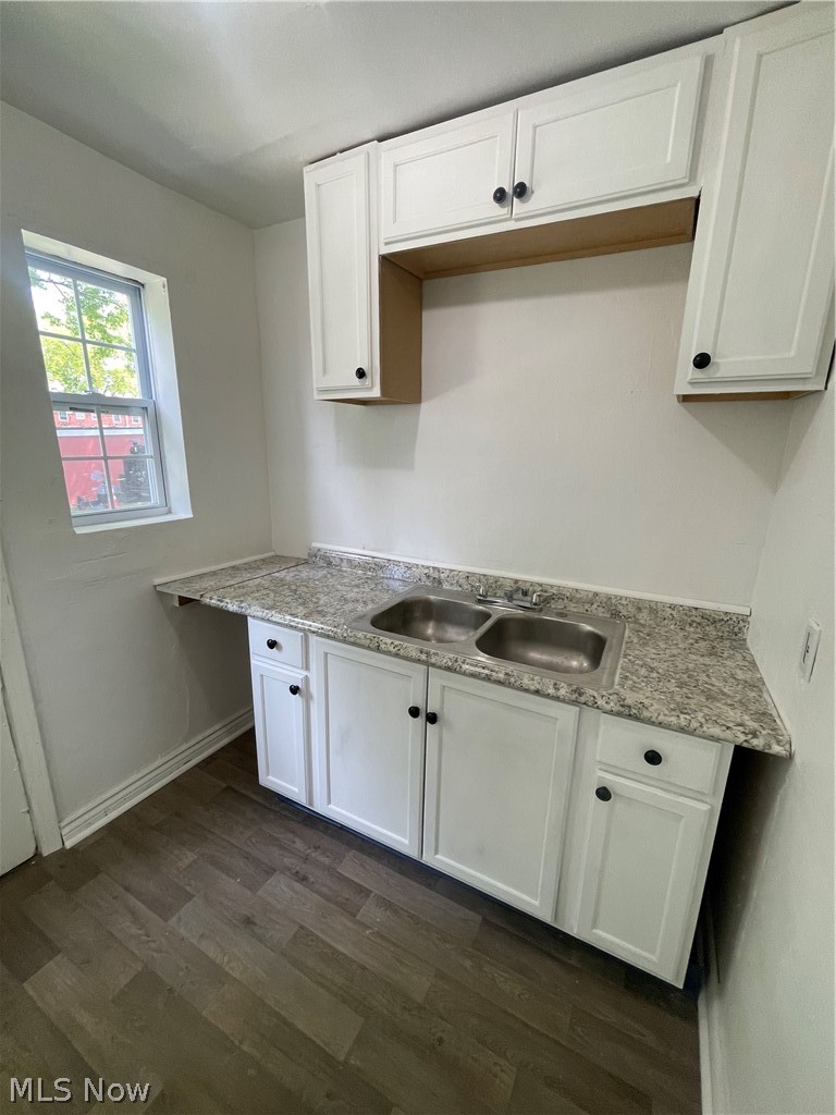 22651 Fox I Property Photo 6