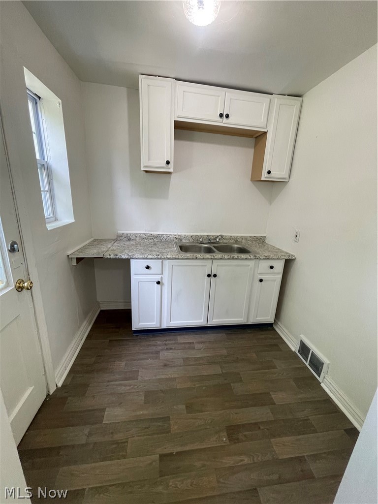 22651 Fox I Property Photo 7