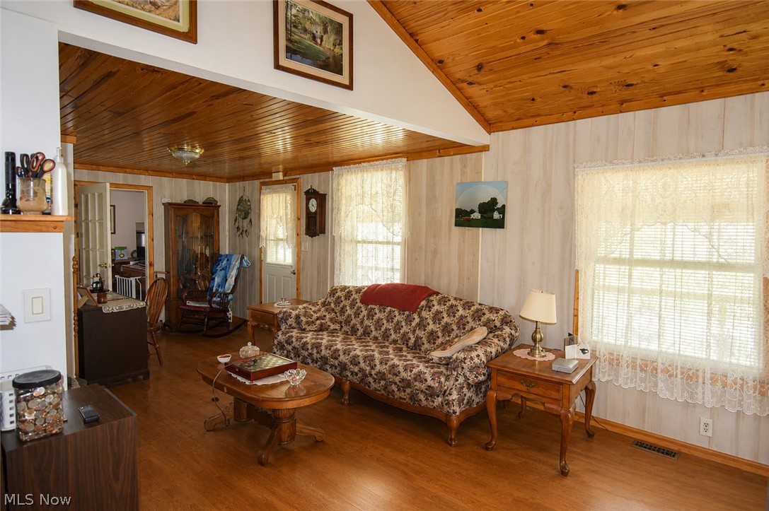 413 Myers Road Property Photo 5