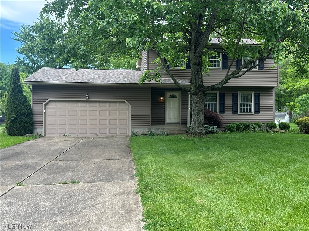 742 Sabrina Drive Property Photo 1