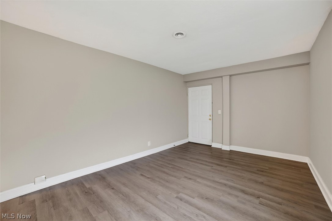 18963 Hilliard Boulevard 2 Property Photo 5