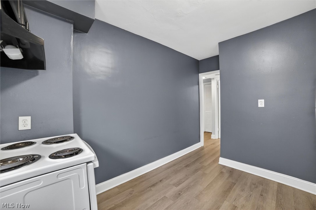 18963 Hilliard Boulevard 2 Property Photo 9