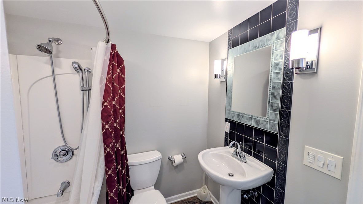 6409 Old Wood Road Property Photo 19