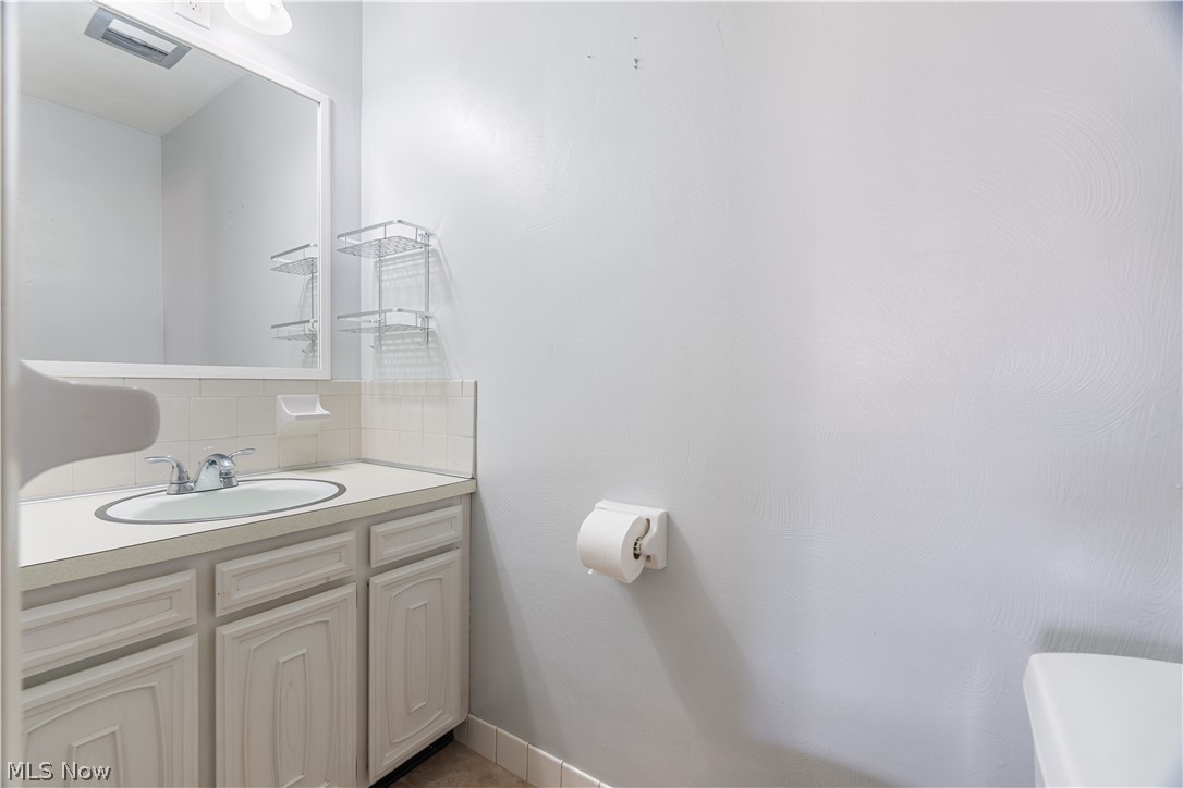 461 Oakridge Drive Property Photo 13