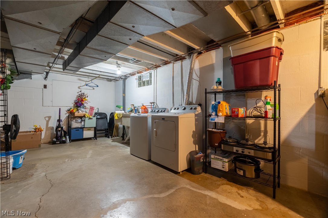 461 Oakridge Drive Property Photo 25