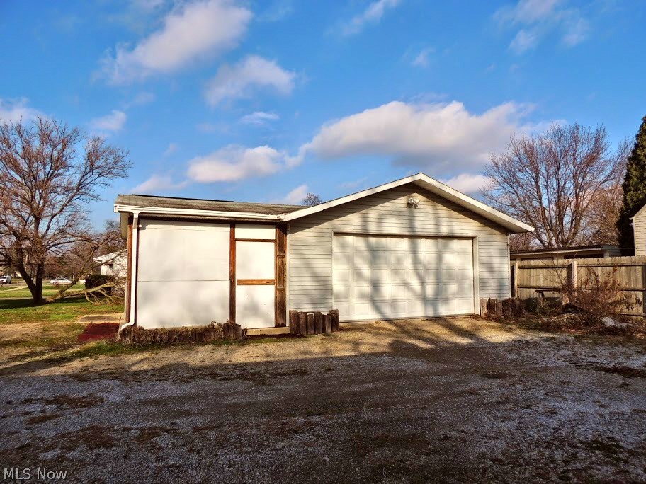 23781 Columbus Road Property Photo 3