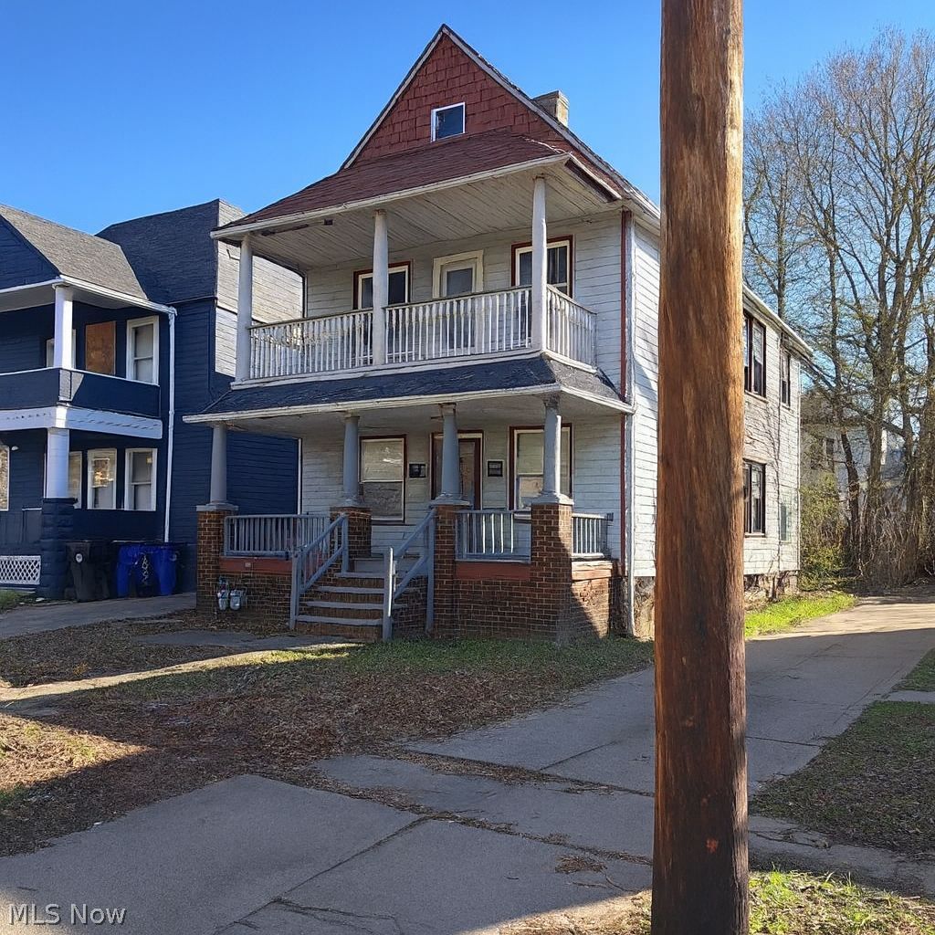 677 E 92nd Street Property Photo 1