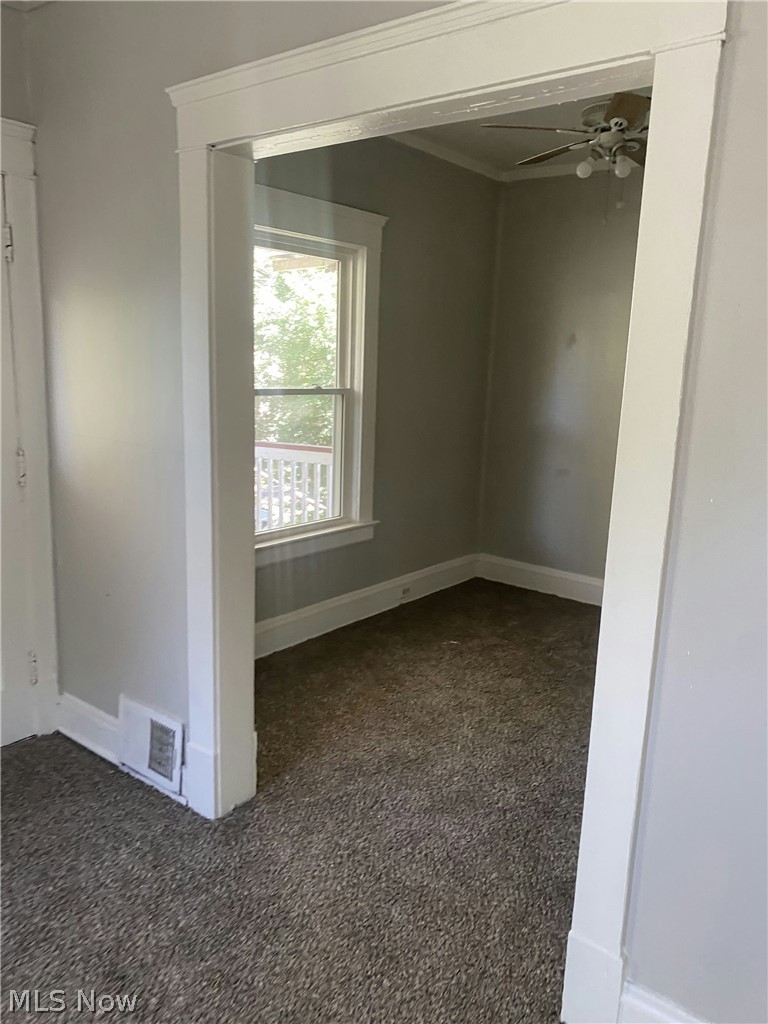 677 E 92nd Street Property Photo 5