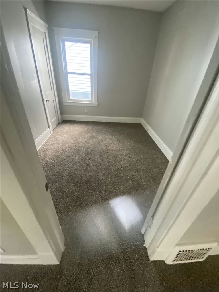 677 E 92nd Street Property Photo 8