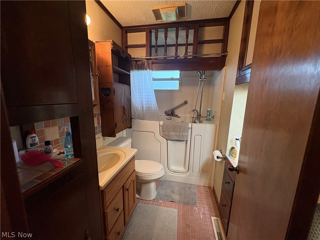 172 Andover Road Property Photo 31