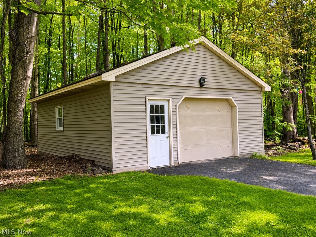 6155 Gibson Road Property Photo 8