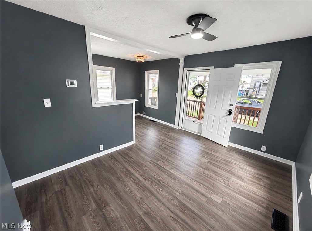 2127 Hoge Avenue Property Photo 5