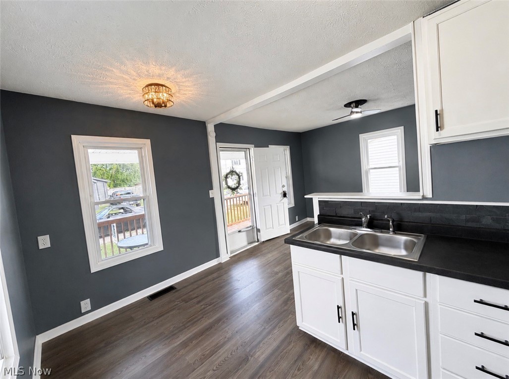 2127 Hoge Avenue Property Photo 6