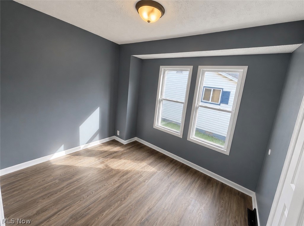 2127 Hoge Avenue Property Photo 9