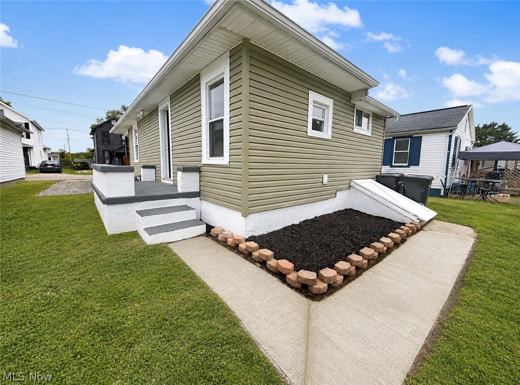 2127 Hoge Avenue Property Photo 11