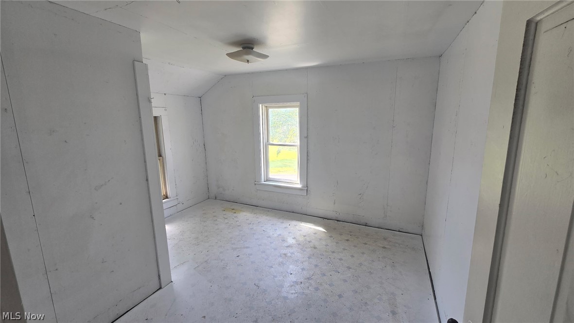 4729 Prospect Street E Property Photo 5