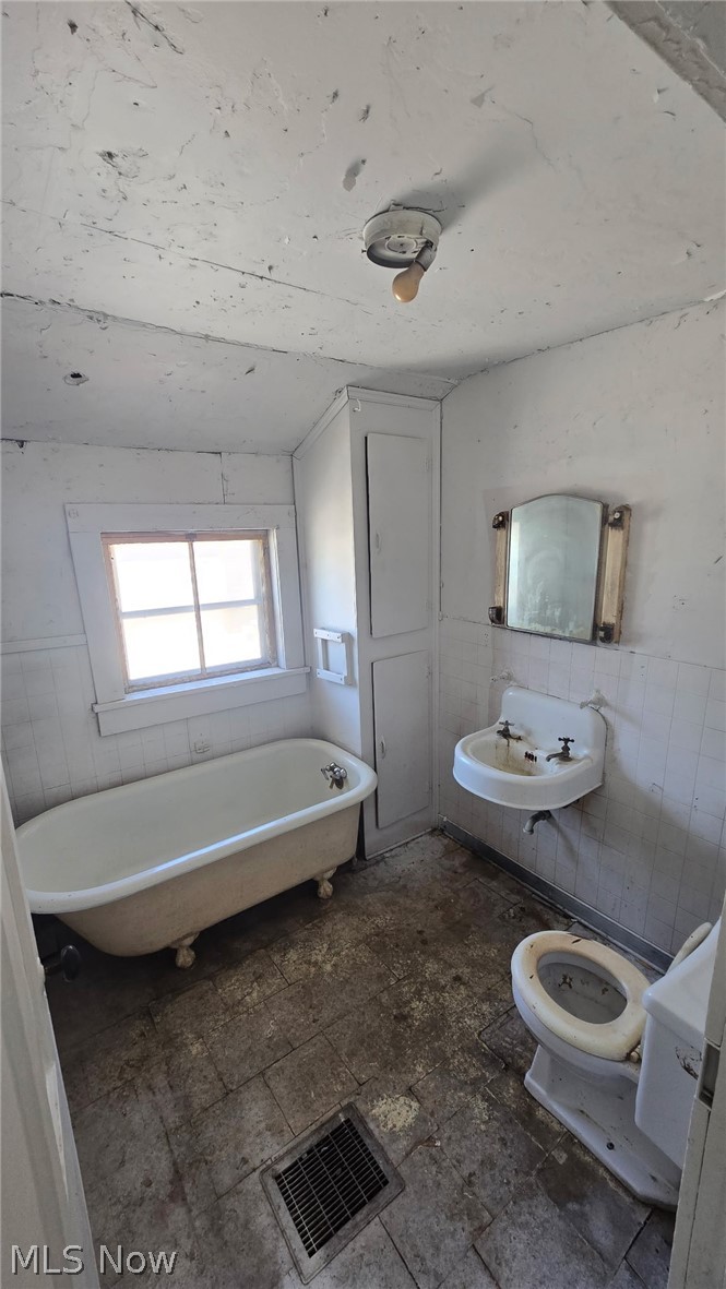 4729 Prospect Street E Property Photo 11