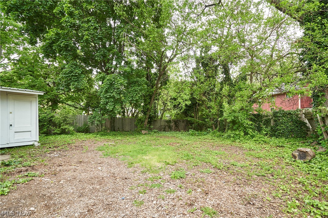 227 S Balch Street Property Photo 2