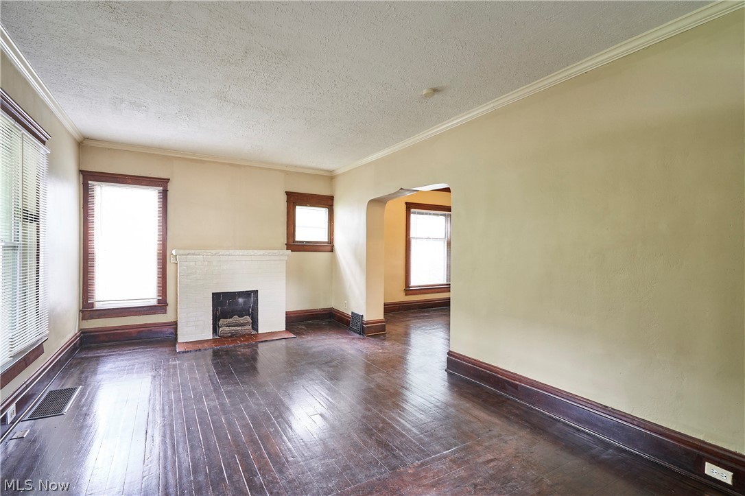 227 S Balch Street Property Photo 5