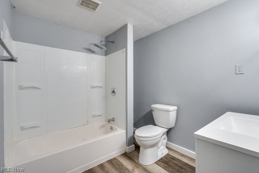 1225 Nestor Avenue Property Photo 22