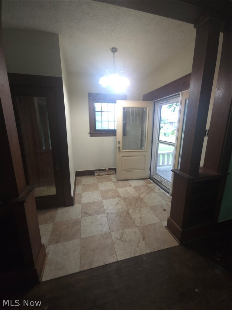 105 W Ely Street Property Photo 11