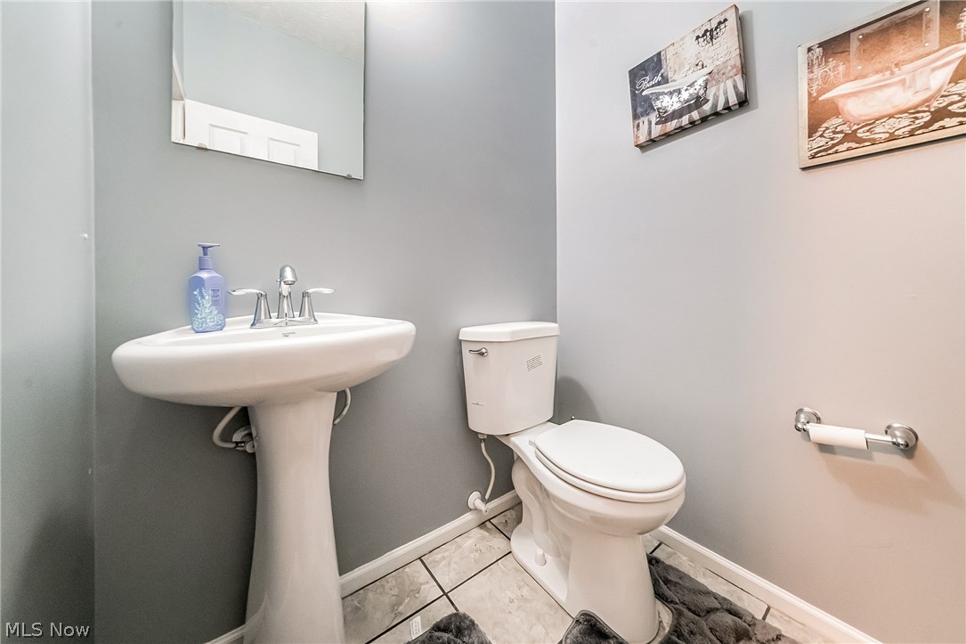 6382 Stonehaven Lane Property Photo 13