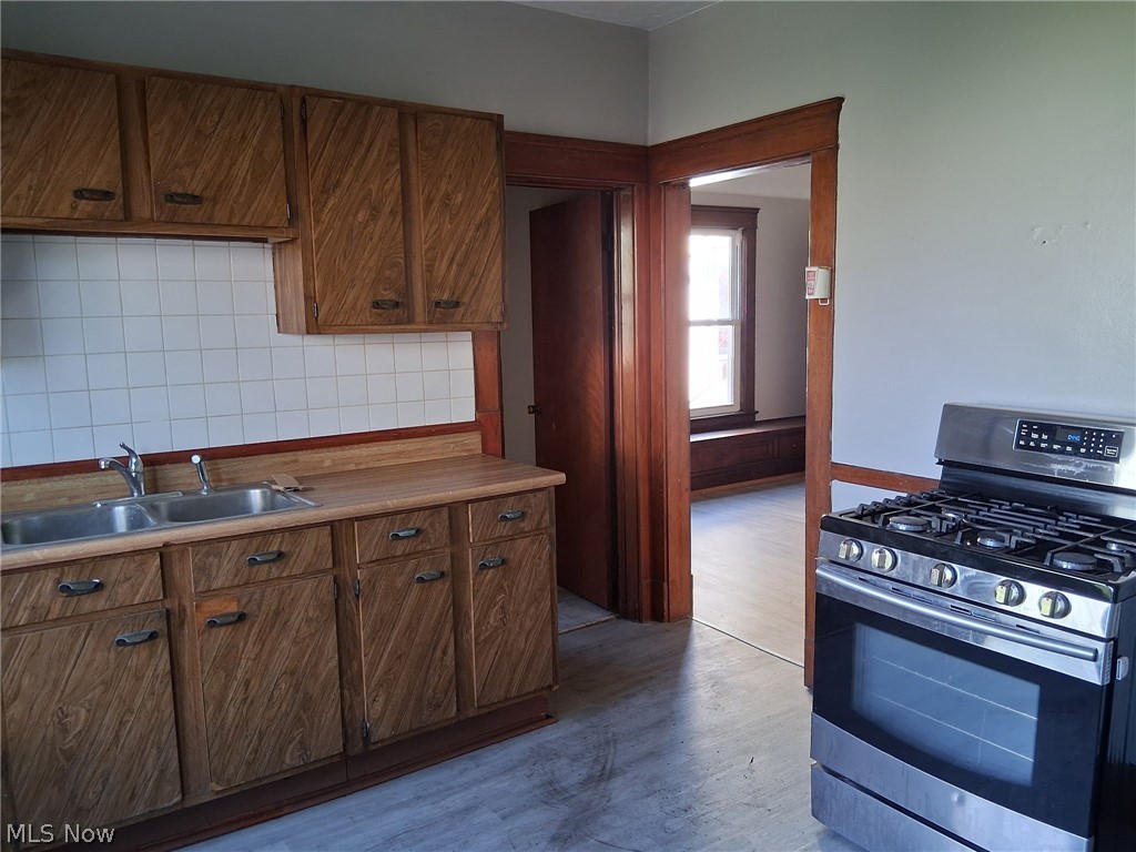 930 Evangeline Road Property Photo 11