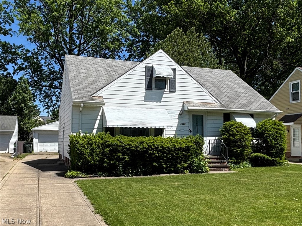 1661 Empire Road Property Photo 1