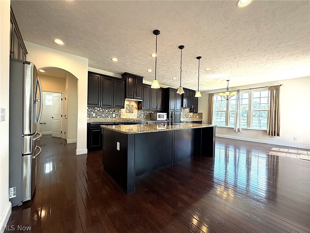 3111 Fairview Drive Property Photo 4