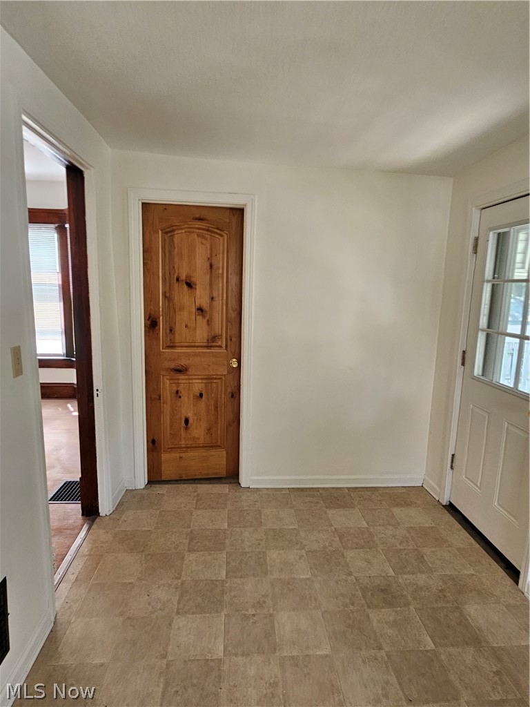 46 & 48 Hyde Avenue Property Photo 8
