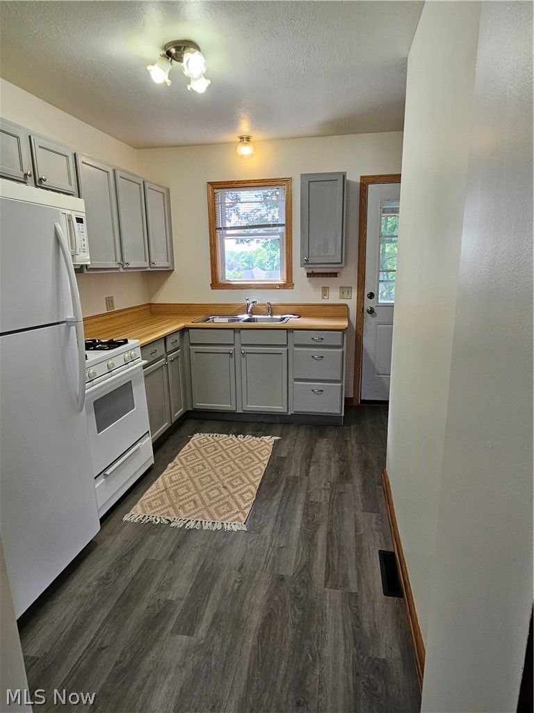 46 & 48 Hyde Avenue Property Photo 21