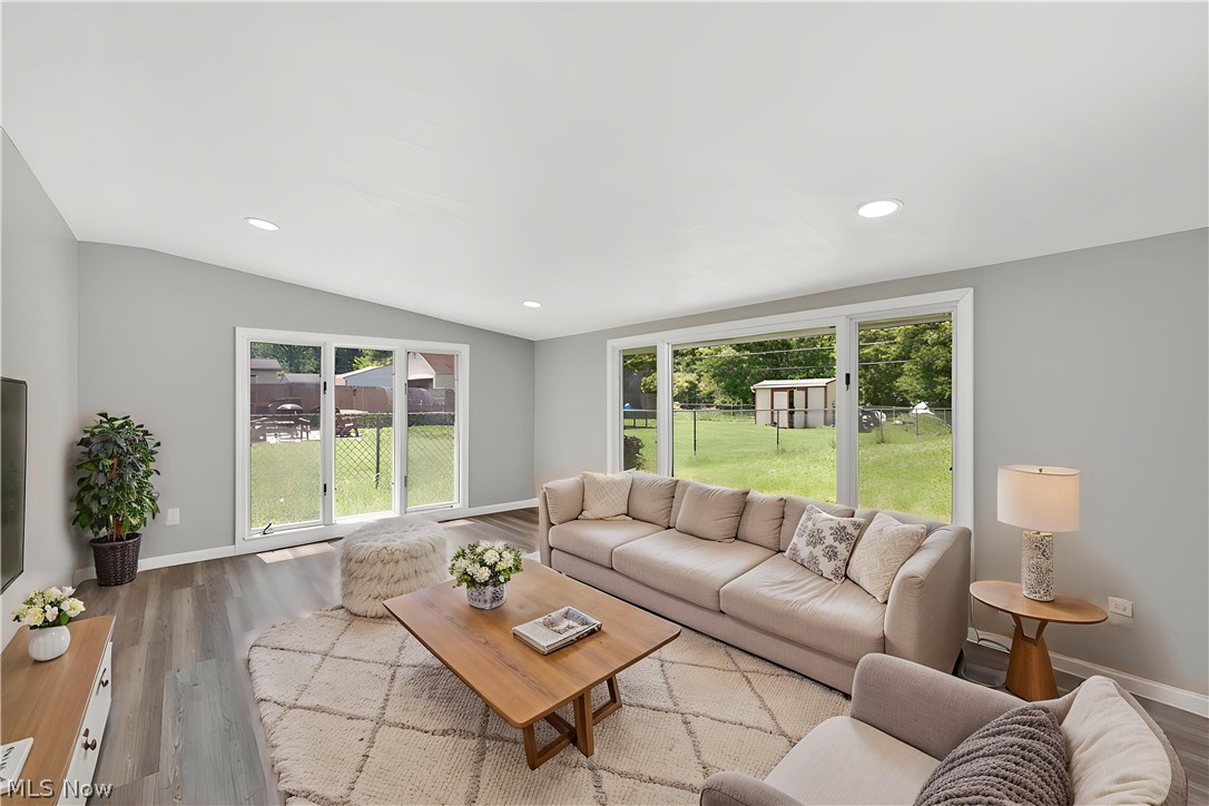 6452 Brooks Boulevard Property Photo 7