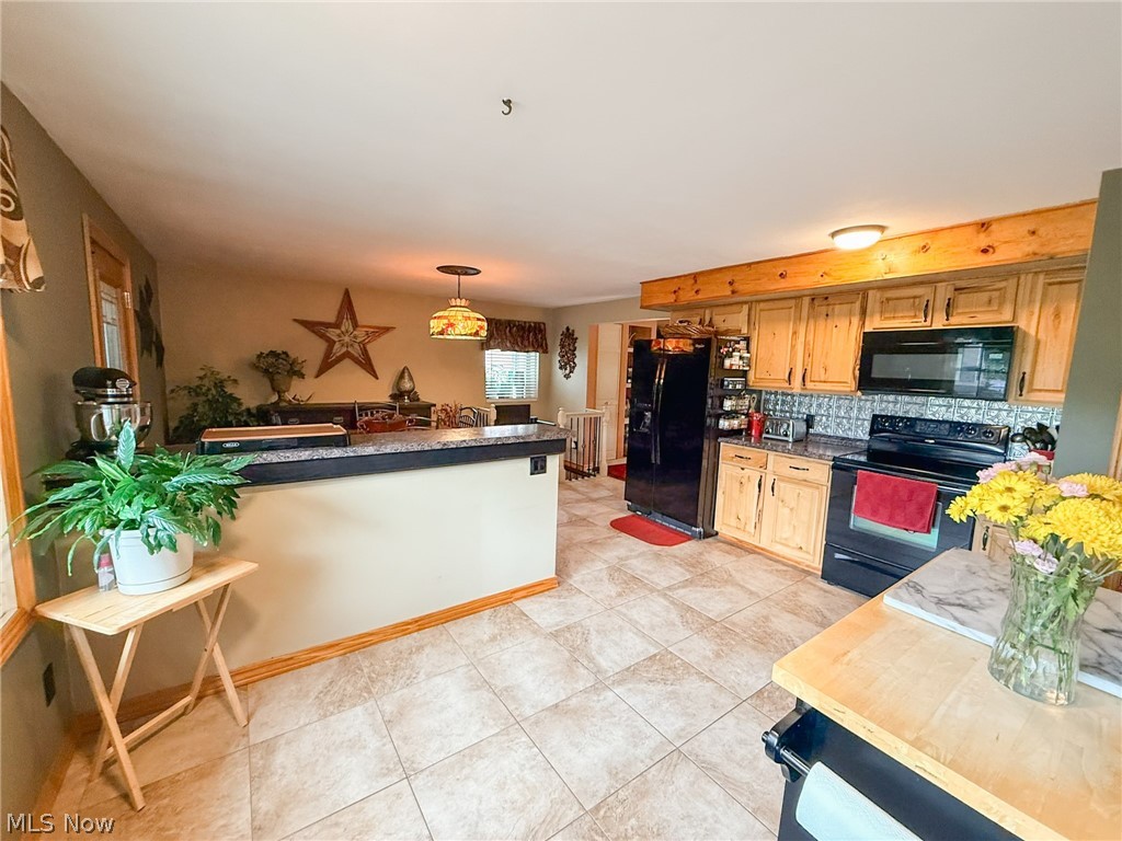 761 Della Drive Property Photo 19