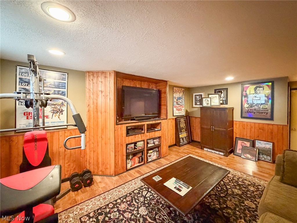 761 Della Drive Property Photo 36