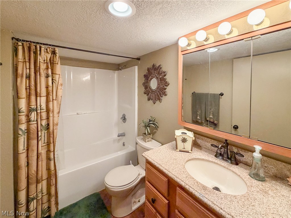 761 Della Drive Property Photo 40