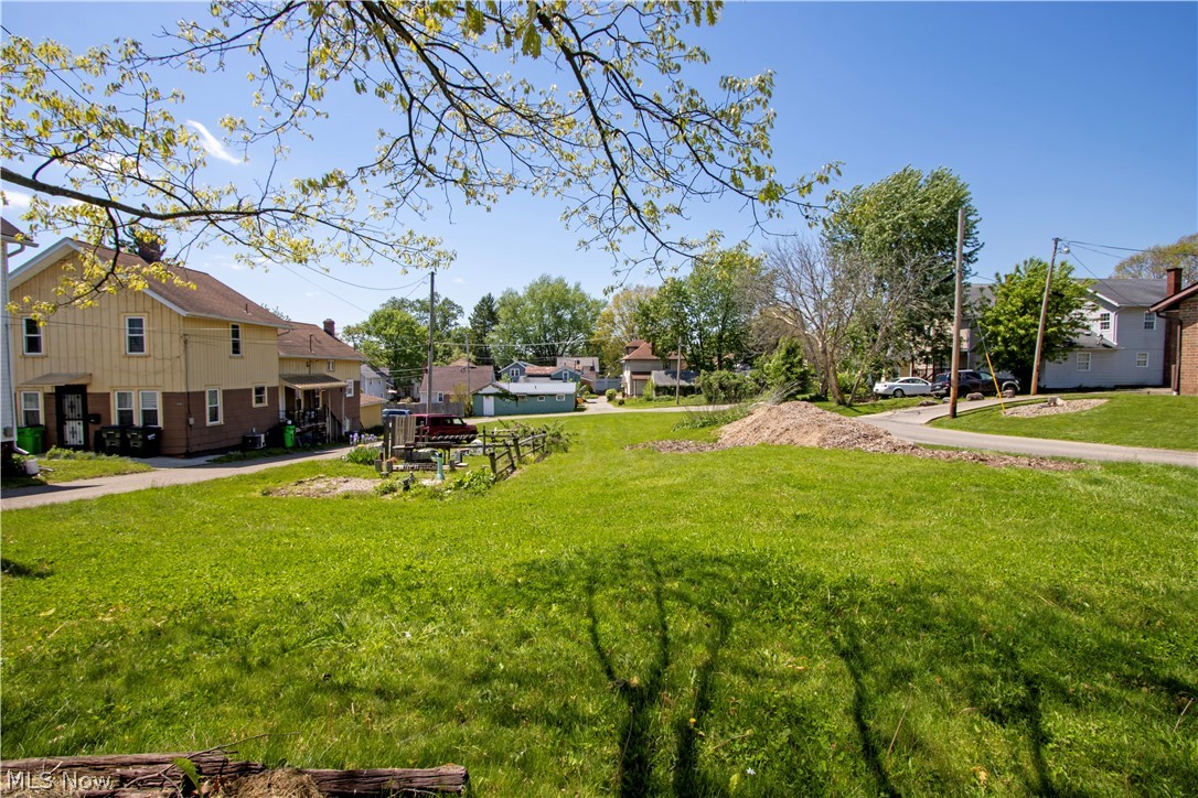Beall Avenue Property Photo 4