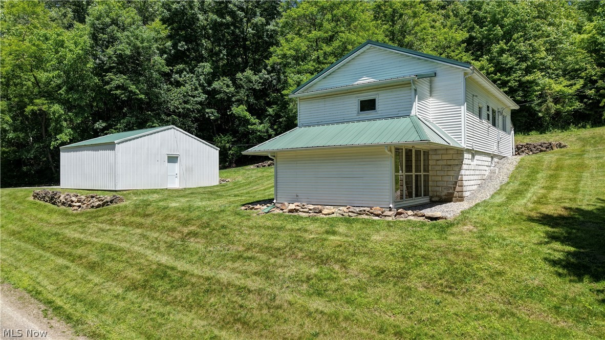12413 Lick Run Rd Property Photo 5